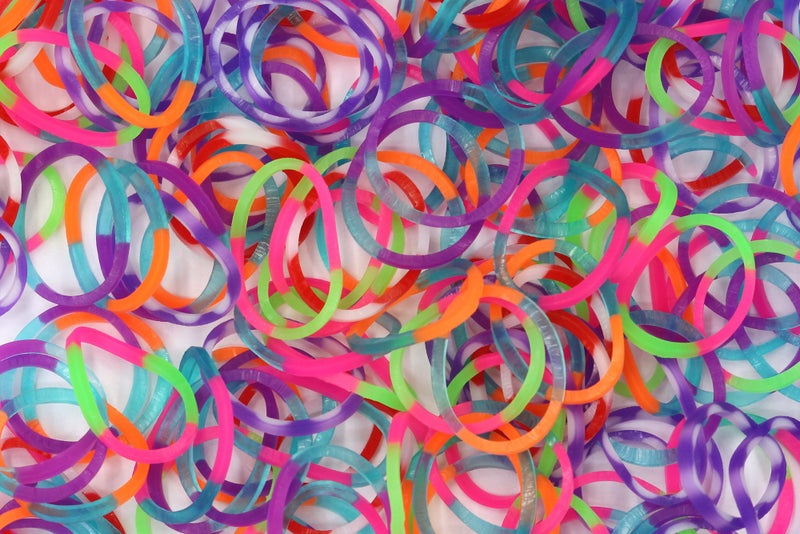 Rainbow Loom Specialty Tie-Dye Mixed Dual Color Latex-Free Refill Bands, 600 Count Plus 24 C-Clips - Image 3